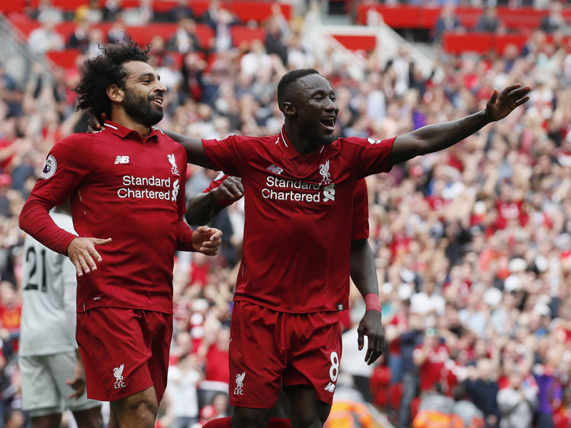 Vor-Vorbereiter und Torschütze: Naby Keita (r.) mit Mo Salah nach Liverpools 1:0 gegen West Ham.
