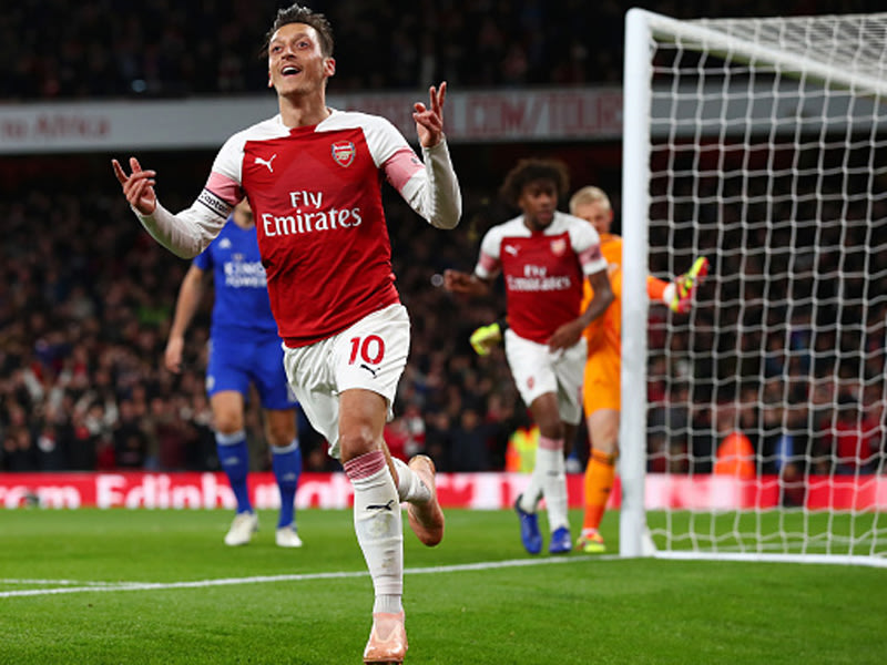 Mesut Özil