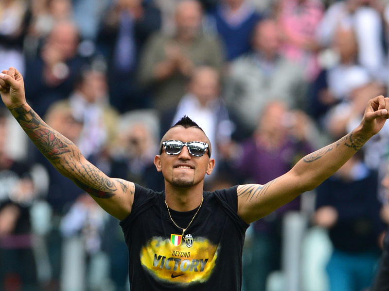 Cool vom Punkt - und nach dem Schlusspfiff: Arturo Vidal ist im zweiten Jahr bei Juve zum zweiten Mal Meister.