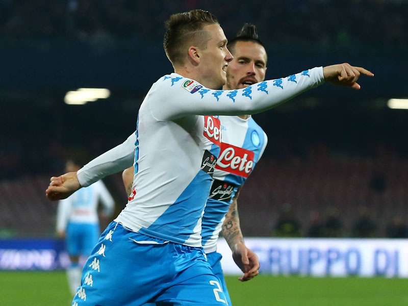 Souverän: Torschütze Zielinski freut sich zusammen mit Kapitän Hamsik.