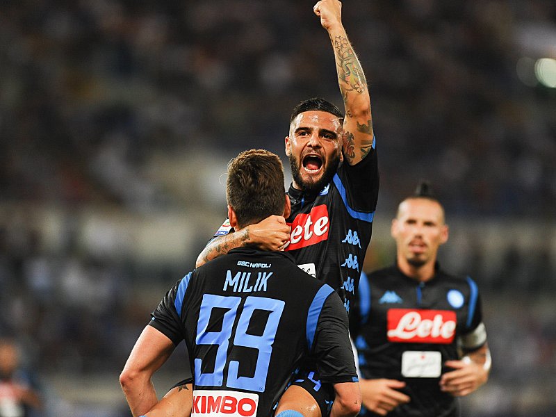 Jubelfaust: Napolis Insigne feiert gemeinsam mit Milik.