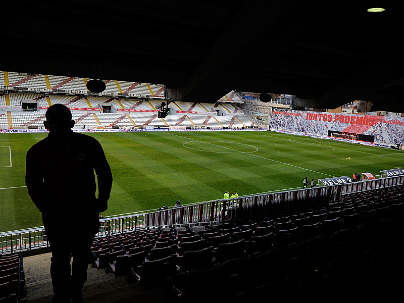 Nicht mehr sicher: Das Estadio de Vallecas muss dringend saniert werden.
