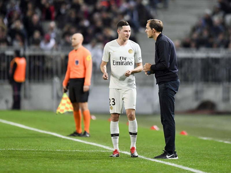 Trennen sich im Sommer ihre Wege? PSG-Coach Thomas Tuchel (r.) mit Weltmeister Julian Draxler.