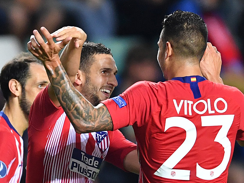 Koke, Vitolo (re.)