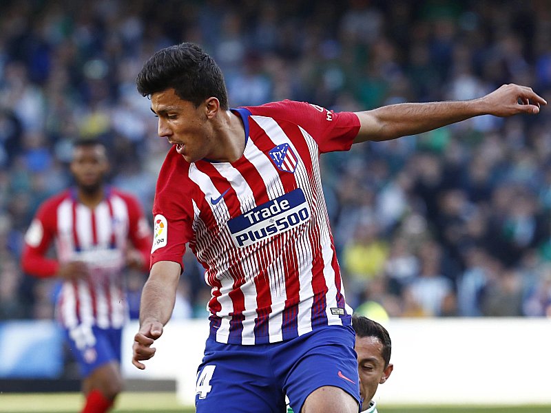 Fanden gegen hartnäckige Verdiblancos kaum ein Durchkommen: Rodri (o.) und Atletico Madrid.