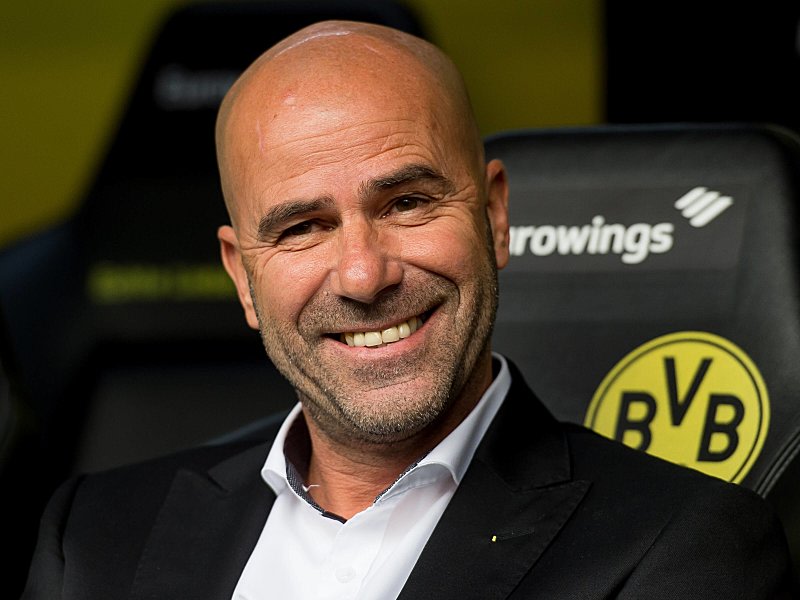 Ihm gefallen Spiele von Real Madrid - und vor allem die aktuellen Leistungen seiner Mannschaft: BVB-Trainer Peter Bosz.