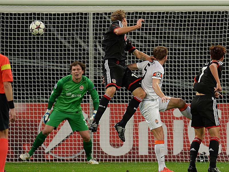 Stefan Kießling erzielt das 1:0 gegen Schachtjor Donezk