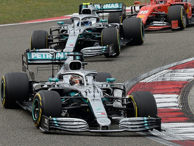 Ganz vorne beim 1000. Grand Prix: Weltmeister Lewis Hamilton im Mercedes.