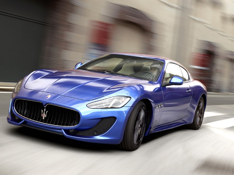 Trotz seines relativ hohen Gewichts legt der neue Maserati GT Sport Top-Fahrleistungen vor, entzückt aber vor allem durch seinen Supersound.