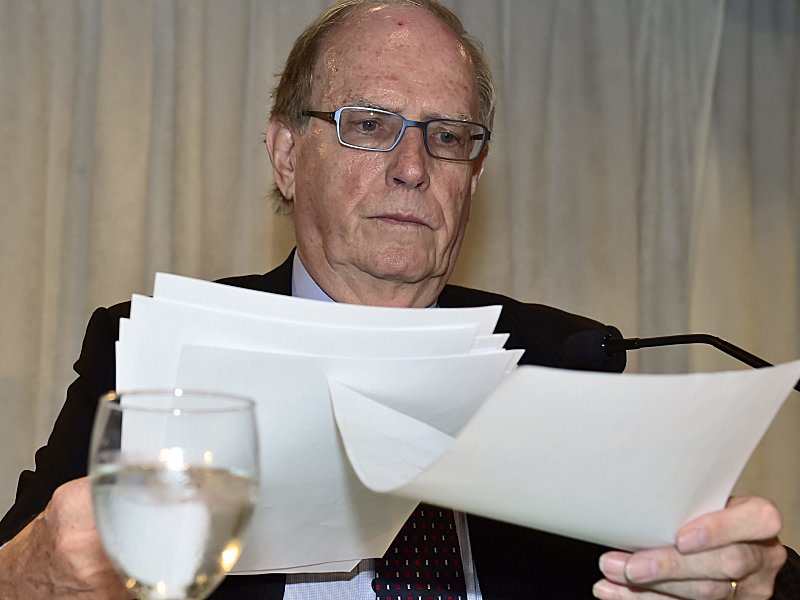 97 Seiten stark: Der Report von WADA-Chefermittler Richard McLaren.