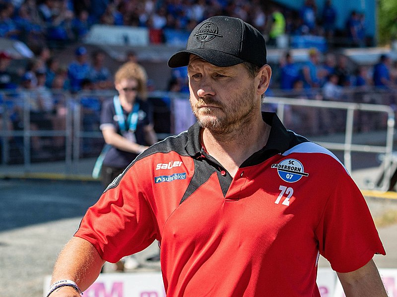 Paderborns Trainer Steffen Baumgart: "Wir dürfen uns nicht ...
