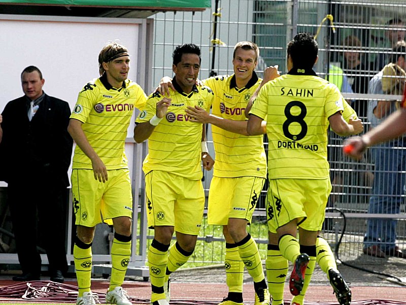 Spielbericht | Barrios und Subotic sorgen für klare ...