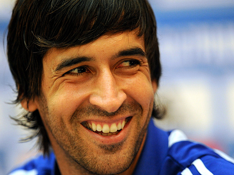 Neuer Vertrag für Raul? Die Gespräche laufen Bundesliga kicker