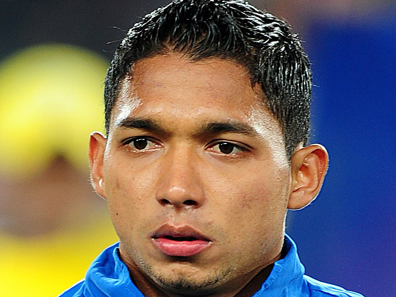 Izaguirre unterschreibt bei Celtic Int. Fußball kicker