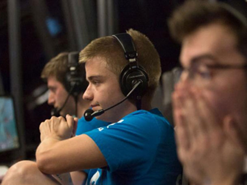 Wechselt er bald zurück zu Team Secret? 'BigDaddyN0tail' (Mitte).