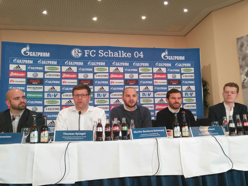 Der FC Schalke 04 stellt seine Pläne für den eSport vor.