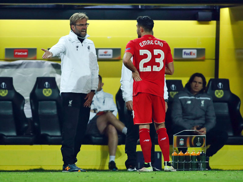 Sprechen viel: Jürgen Klopp und Landsmann Emre Can.