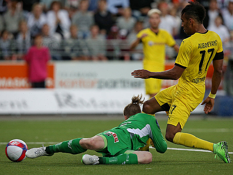 Sondre Rossbach (li.), Pierre-Emerick Aubameyang