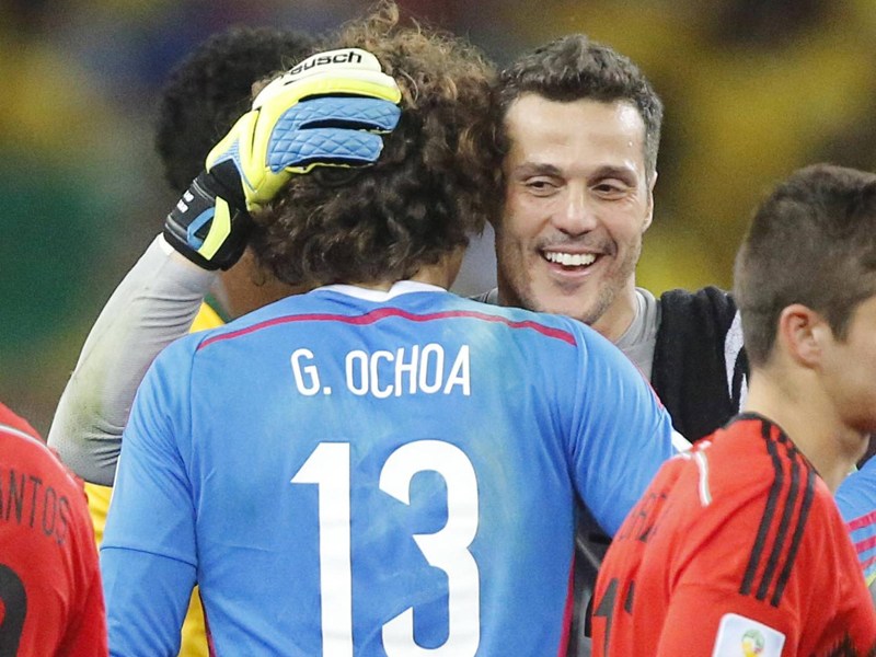 Guillermo Ochoa & Julio Cesar