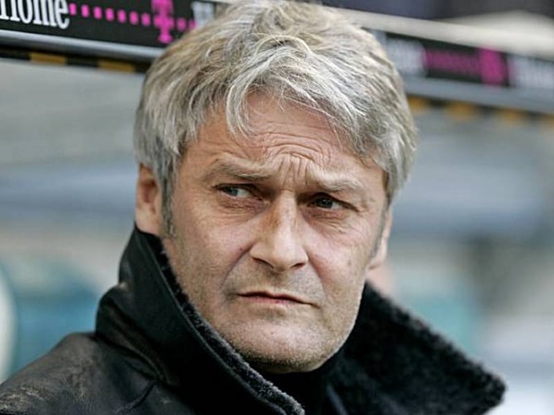 Fußball-Bundesliga: Armin Veh wurde beim VfB Stuttgart entlassen.