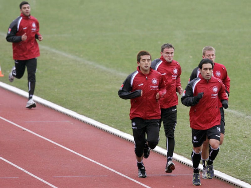 Caio kann nicht mithalten und schwächelt beim Fitnesstest.
