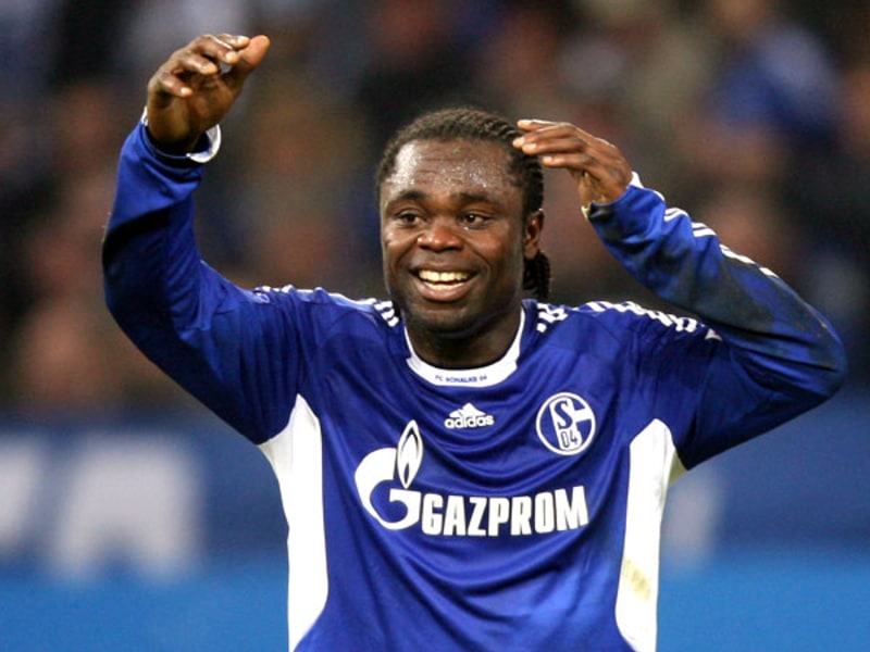 Doppelpack: Schalkes Angreifer Gerald Asamoah traf zweimal gegen TOP Oss.
