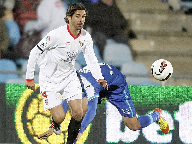 Nach titelreichen Jahren beim FC Sevilla zieht es ihn nun an den Bosporus: Julien Escudé.