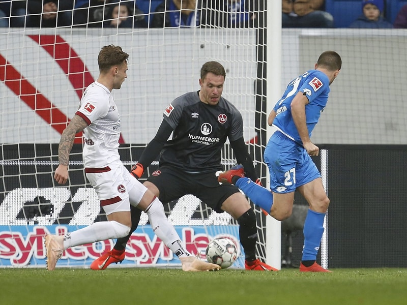 Kramaric trifft mit der Hacke zum 2:1-Siegtreffer für Hoffenheim gegen Nürnberg.