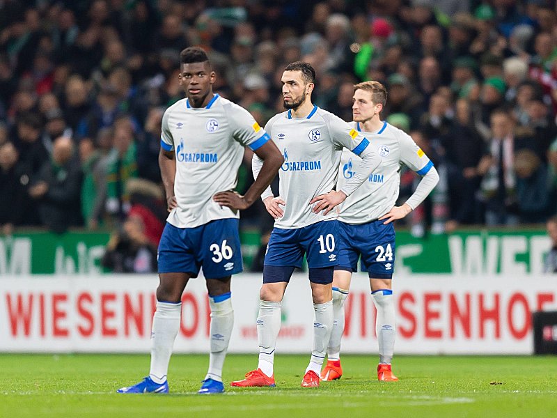 Enttäuscht: Breel Embolo, Nabil Bentaleb und Bastian Oczipka (v.l.).