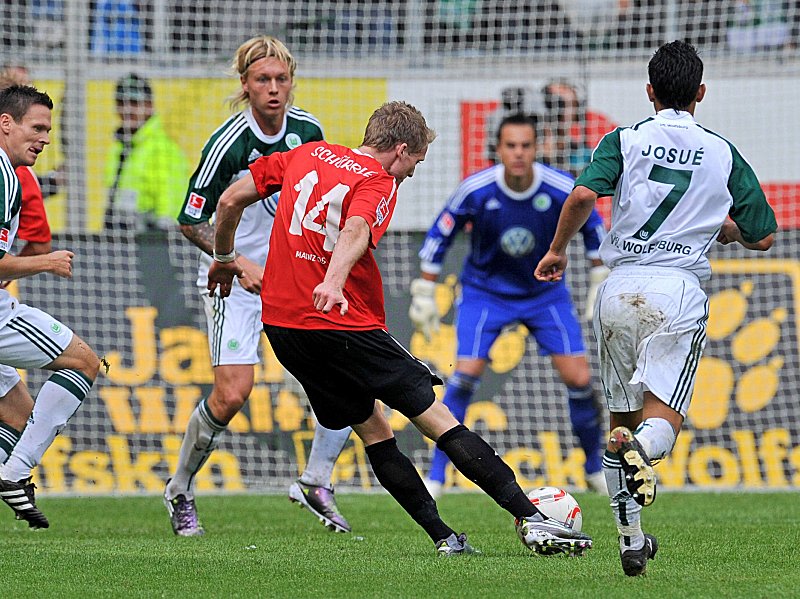 Schürrle holt zum Ausgleich aus