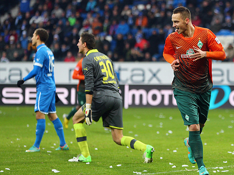 Arnautovic (re.) bejubelt das 2:0
