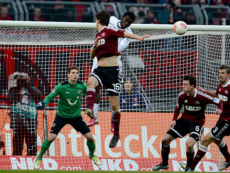 Nürnbergs Klose köpft zum 1:1