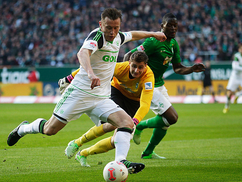 Olic (li.) vor dem 2:0