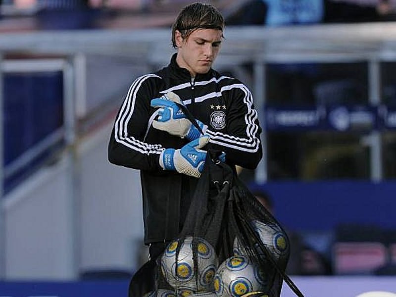 Tobias Sippel