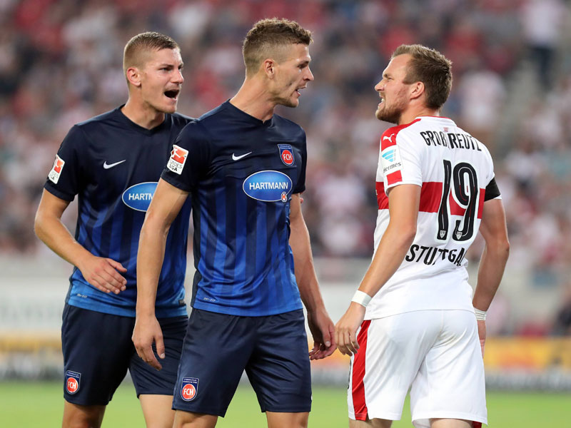 Direkt wieder mittendrin: Kevin Großkreutz (#19) konnte die 1:2-Pleite auch nicht verhindern.