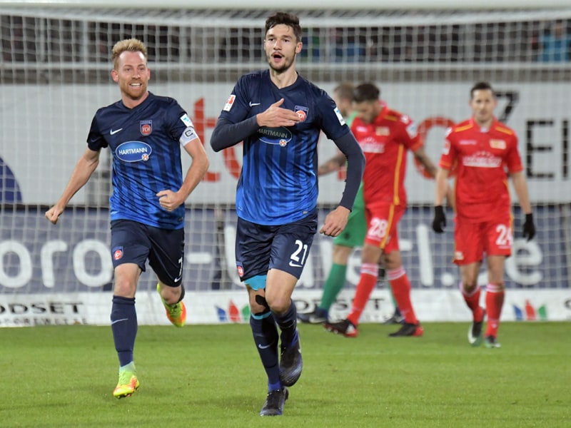 Heidenheims Torschützen unter sich: Marc Schnatterer (l.) und Tim Kleindienst.