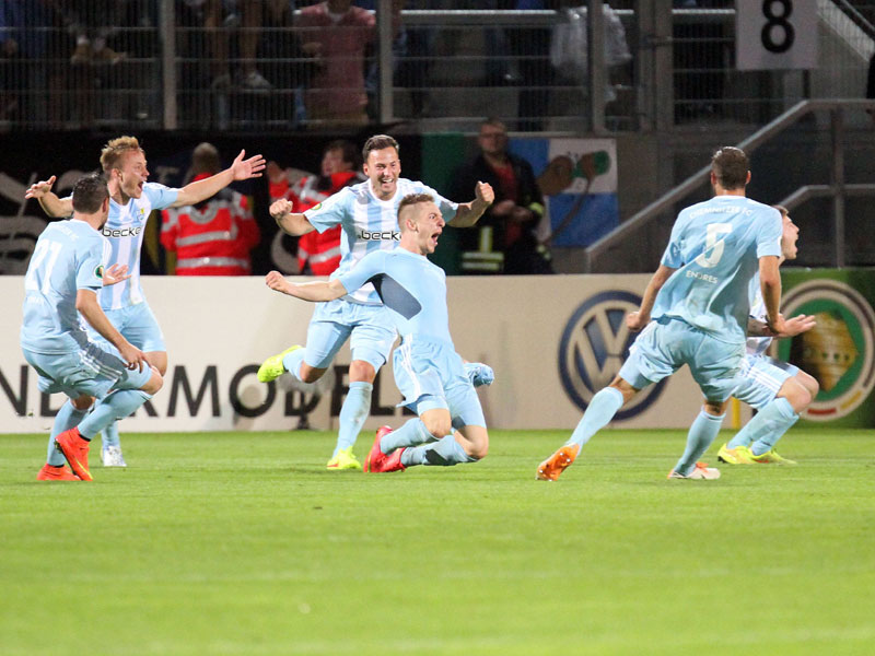 5:4 in der 119. Minute - aber nicht das Ende: Marco Kehl-Gomez feiert sein Tor.
