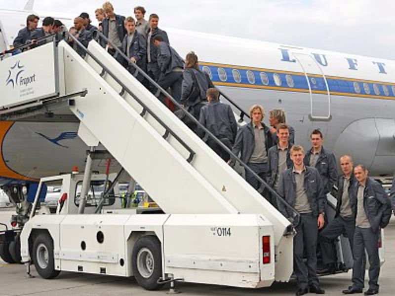 Abflug der deutschen Nationalmannschft