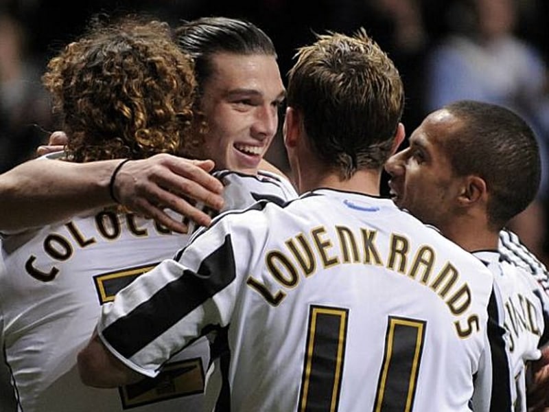 Newcastle United feiert den Aufstieg in die Premier League