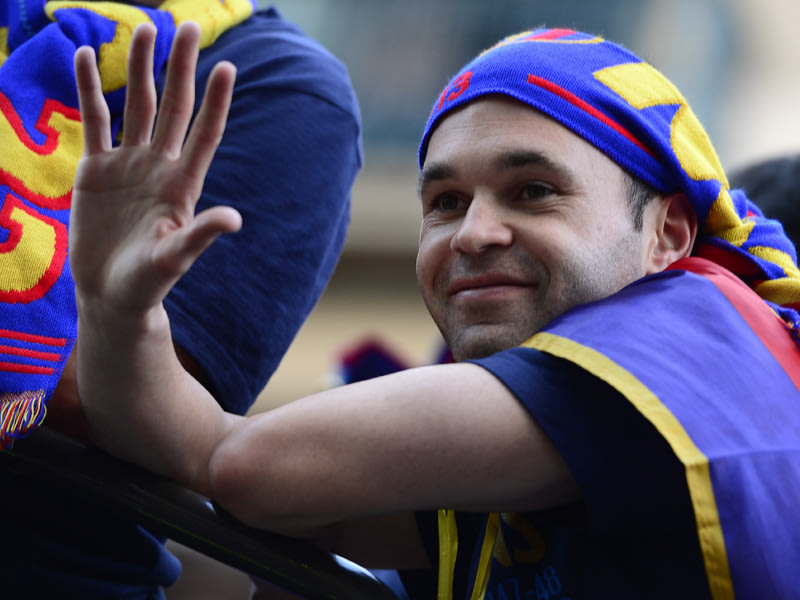 Adios, Andrés: Nach fast 700 Pflichtspielen verlässt Iniesta den FC Barcelona.