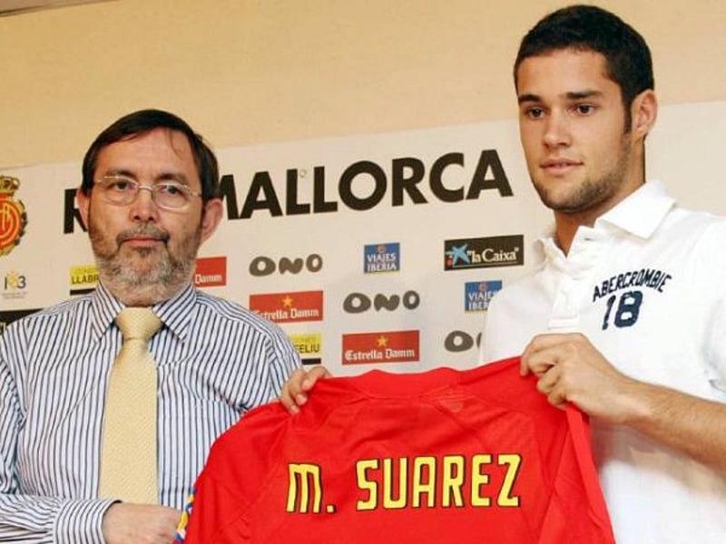 Vicente Grande (li., bei der Vorstellung des Neuzugangs Marcelo Suarez)