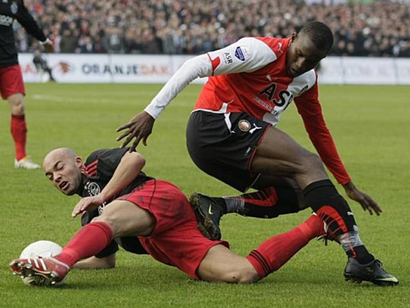 Sekou Cisse (Feyenoord) gegen Demy de Zeeuw (Ajax)