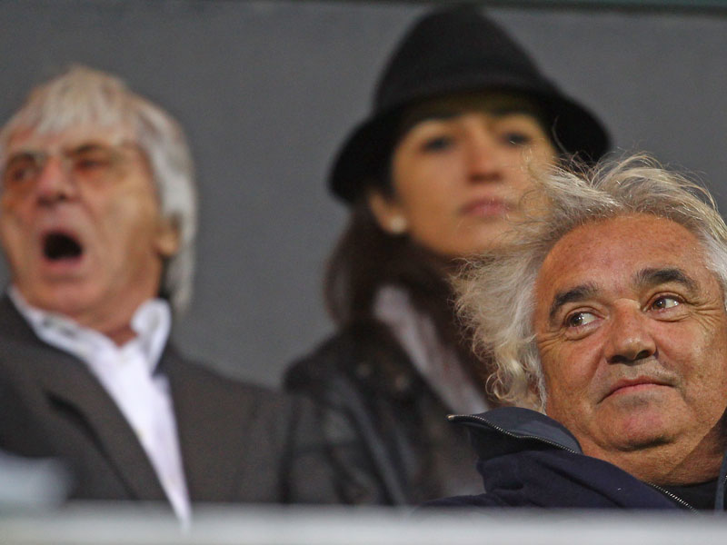 Bernie Ecclestone (l.) und Flavio Briatore