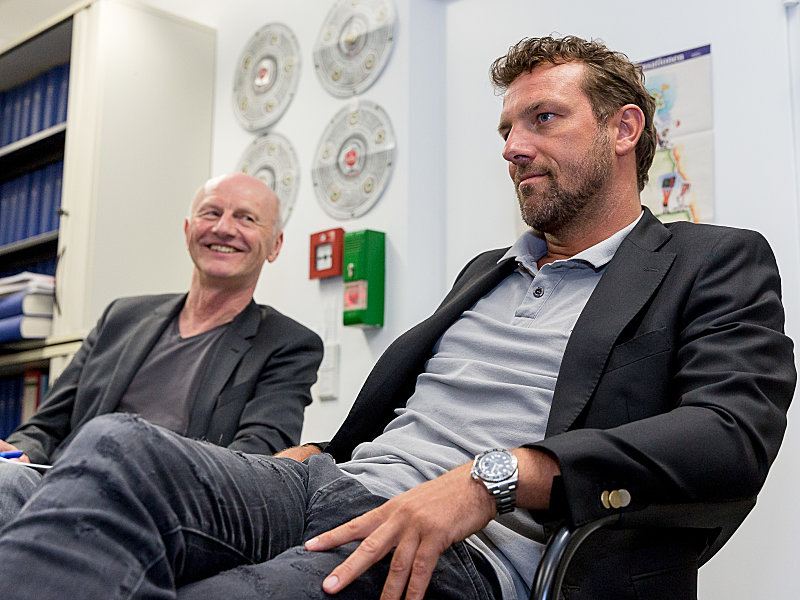 Chefreporter Karlheinz Wild und Trainer Markus Weinzierl