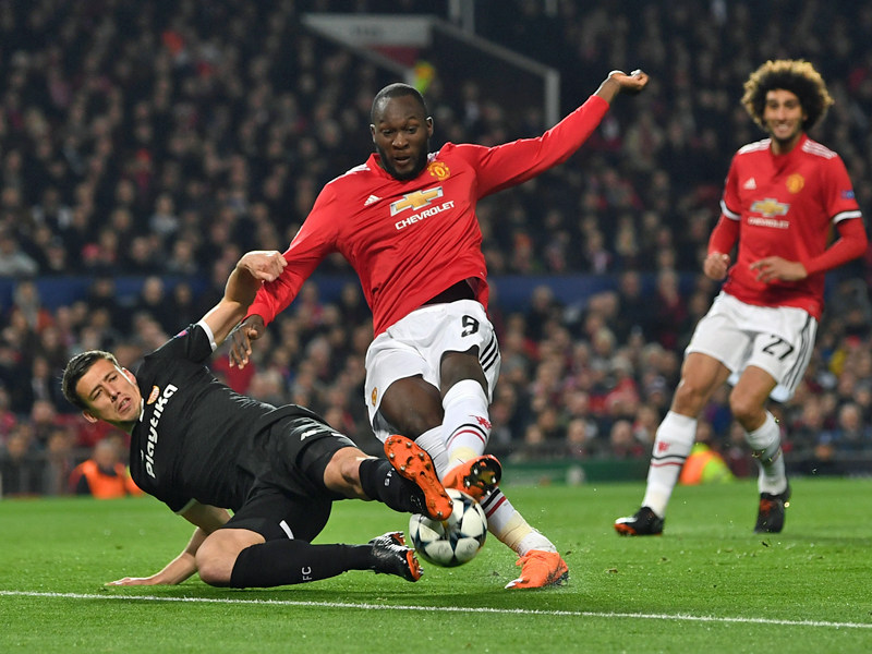 Lenglet vs. Lukaku