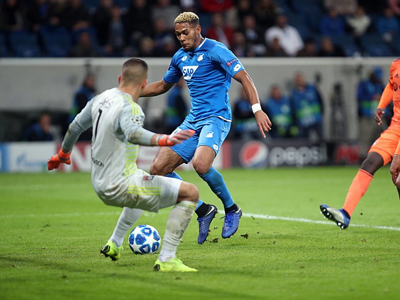 Joelinton überwindet Lopes