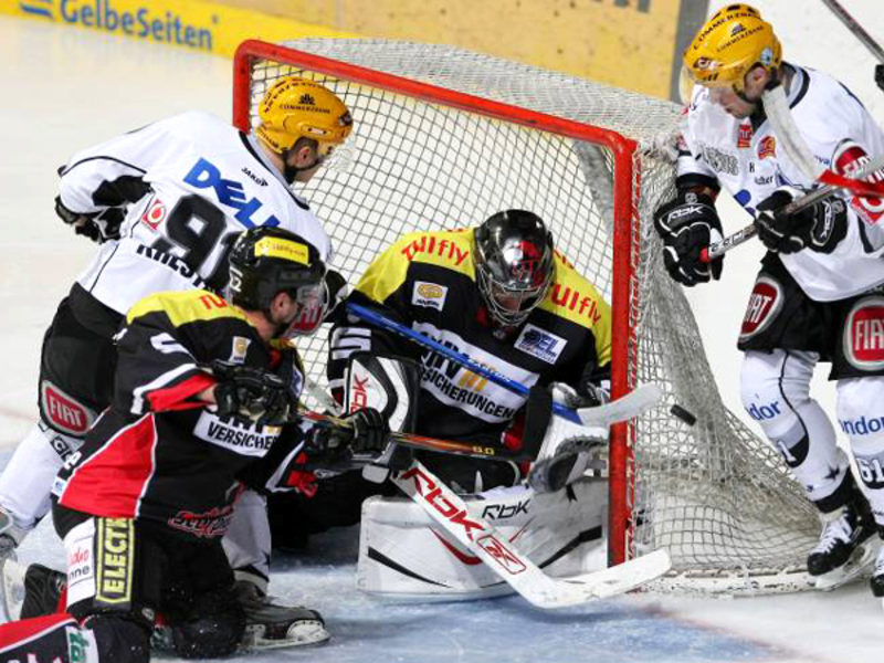 Fröhliche Eiszeit: Am 4. September 2008 startet die kommende Saison.