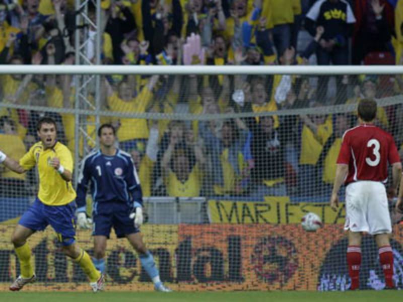 Elmander trifft