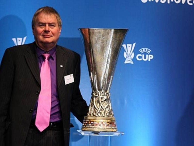 Hohe Ziele und vor allem Titel im Blick: S04-Geschäftsführer Josef Schnusenberg.