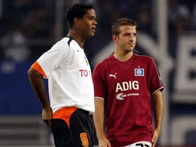 Werden keine Teamkollegen: Hamburgs Rafael van der Vaart und sein Landsmann Patrick Kluivert.